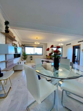 Appartement luxueux avec vue panoramique sur Marina